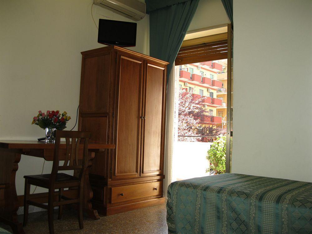 The Condottieri Rooms ローマ エクステリア 写真